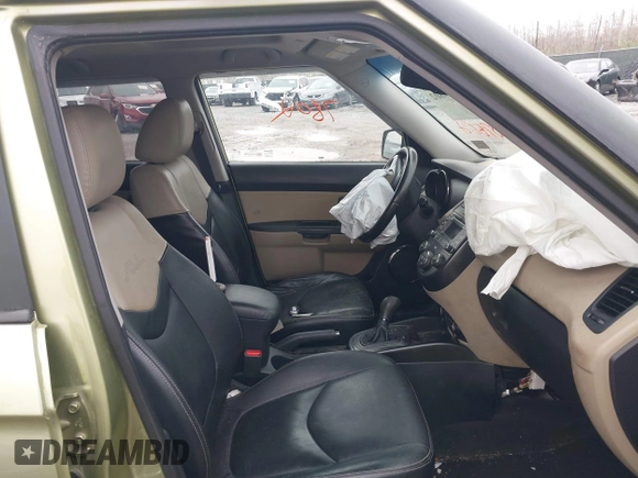 2011 Kia Soul + with VIN KNDJT2A23B7270227, listed as a IAAI auction lot 42007802 with 87,768 mi miles. Bid and sale history available at carsss.com. Image 5.