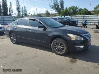 2015 Nissan Altima 2.5 SV with VIN 1N4AL3AP5FC417717, listed as a Copart auction lot 52951525 with 137,063 mi miles and Clean Title. Bid and sale history available at carsss.com. Image 4.