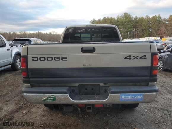 2000 Dodge Ram 1500 with VIN 3B7HF13Y6YM201905, listed as a Copart auction lot 79347524 with 86,305 mi miles and Clean Title. Bid and sale history available at carsss.com. Image 6.