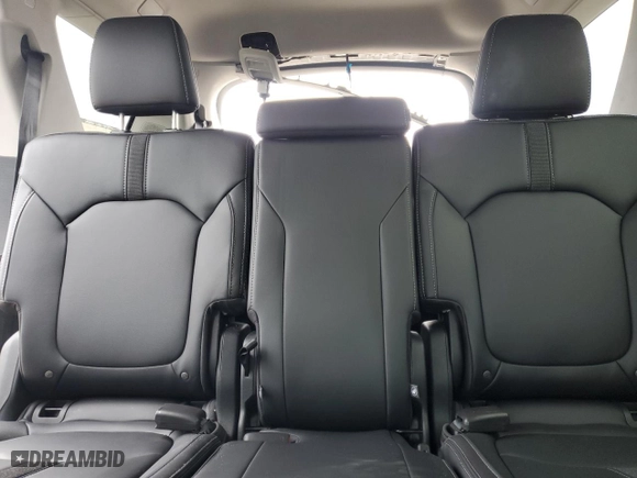 2025 Honda Pilot Touring with VIN 5FNYG2H79SB007996, listed as a Copart auction lot 49767095 with 15,894 mi miles and Salvage Title. Bid and sale history available at carsss.com. Image 10.