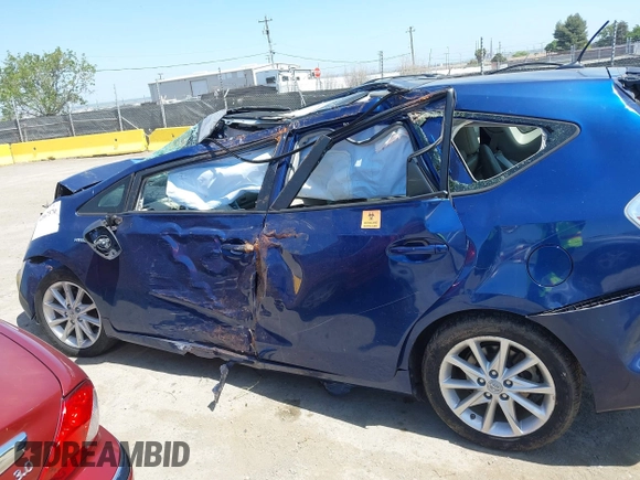 2013 Toyota Prius Two with VIN JTDZN3EU4D3206304, listed as a IAAI auction lot 42067570 with Not Provided miles and . Bid and sale history available at carsss.com. Image 14.