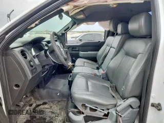 2014 Ford F-150 XL z VIN 1FTMF1CM3EKG06537, wystawiony jako Copart lot #63465355 z przebiegiem 187 903 mil mil oraz Szkoda całkowita • Salvage title. Historia ofert i sprzedaży dostępna na DreamBid. Obrazek 7.