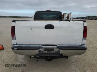 2006 Ford Super Duty F-250 XL with VIN 1FTSW20586EB87398, listed as a Copart auction lot 69590284 with 152,300 mi miles and Clean Title. Bid and sale history available at carsss.com. Image 6.