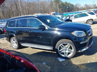 2015 Mercedes-Benz GL-Class GL 550 with VIN 4JGDF7DE3FA505480, listed as a IAAI auction lot 41269725 with 87,284 mi miles. Bid and sale history available at carsss.com. Image 13.