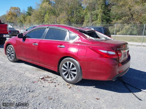 2016 Nissan Altima 2.5 SR with VIN 1N4AL3AP6GC224851, listed as a IAAI auction lot 40597119 with 145,623 mi miles. Bid and sale history available at carsss.com. Image 3.