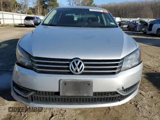 2014 Volkswagen Passat S w/Nav with VIN 1VWAP7A36EC019494, listed as a Copart auction lot 41654365 with 95,322 mi miles and Salvage Title. Bid and sale history available at carsss.com. Image 5.
