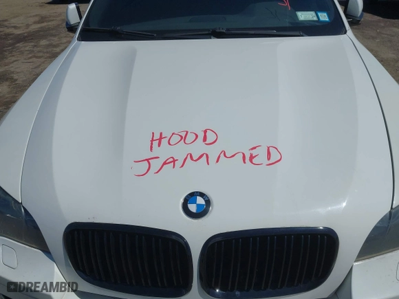 2011 BMW X6 35i with VIN 5UXFG2C58BLX07890, listed as a IAAI auction lot 42067800 with 144,367 mi miles. Bid and sale history available at carsss.com. Image 10.
