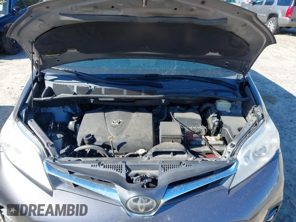 2018 Toyota Sienna XLE Auto Access Seat with VIN 5TDYZ3DC4JS958698, listed as a IAAI auction lot 41815340 with 164,903 mi miles. Bid and sale history available at carsss.com. Image 10.