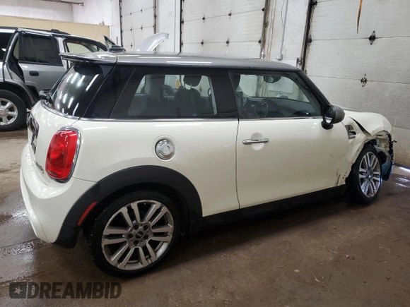 2017 MINI Hardtop Cooper S with VIN WMWXP7C38H2A45812, listed as a Copart auction lot 50660495 with 81,628 mi miles and Clean Title. Bid and sale history available at DreamBid. Image 3.