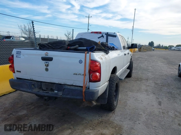 2009 Dodge Ram 2500 ST with VIN 3D7KS28L29G511267, listed as a IAAI auction lot 41699242 with 181,379 mi miles. Bid and sale history available at carsss.com. Image 4.