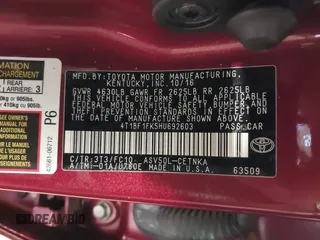2017 Toyota Camry XLE with VIN 4T1BF1FK5HU692603, listed as a IAAI auction lot 41627917 with 21,986 mi miles. Bid and sale history available at carsss.com. Image 9.