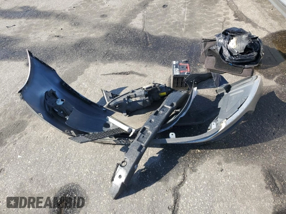2011 Kia Optima SX z VIN KNAGR4A65B5161039, wystawiony jako Copart lot #57889545 z przebiegiem Nie podano mil oraz Szkoda całkowita • Salvage title. Historia ofert i sprzedaży dostępna na DreamBid. Obrazek 12.