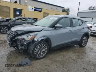 2023 Nissan Kicks SV with VIN 3N1CP5CV0PL513701, listed as a Copart auction lot 48261575 with 71,370 mi miles and Salvage Title. Bid and sale history available at DreamBid. Image 1.