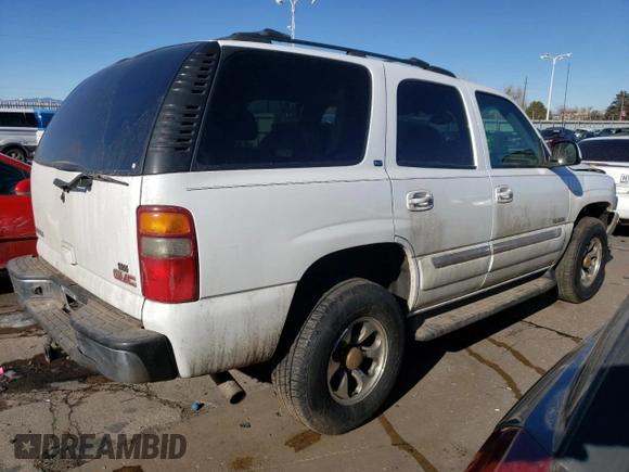 2003 GMC Yukon SLE with VIN 1GKEK13Z13R249251, listed as a Copart auction lot 88695635 with 189,129 mi miles and Salvage Title. Bid and sale history available at carsss.com. Image 3.
