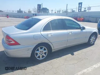 2001 Mercedes-Benz C 230/260/280/320 с VIN WDBRF61J91F068679, выставлен на аукционе IAAI как лот 42620453 с пробегом 183 522 миль миль и . История ставок и продаж доступна на DreamBid. Изображение 6.
