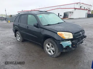 2005 Toyota RAV4 with VIN JTEHD20V550047767, listed as a IAAI auction lot 40388030 with 167,988 mi miles. Bid and sale history available at carsss.com. Image 1.