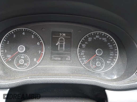2013 Volkswagen Passat SE z VIN 1VWBP7A36DC033947, wystawiony jako IAAI lot #41943108 z przebiegiem 216 898 mil mil oraz . Historia ofert i sprzedaży dostępna na DreamBid. Obrazek 7.
