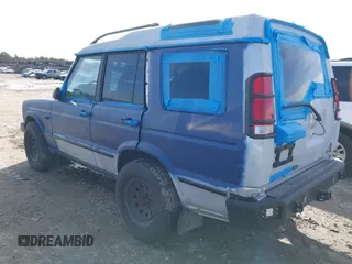 2002 Land Rover Discovery Cloth with VIN SALTY15462A765727, listed as a IAAI auction lot 41392404 with 141,132 mi miles and . Bid and sale history available at DreamBid. Image 3.