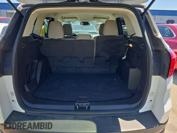 2019 Ford Escape SE with VIN 1FMCU0GD7KUB65142, listed as a IAAI auction lot 42090332 with 49,256 mi miles. Bid and sale history available at carsss.com. Image 1.