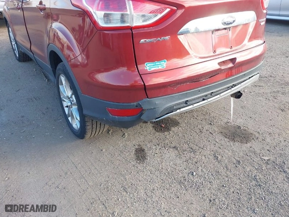 2014 Ford Escape Titanium with VIN 1FMCU9JX8EUB05561, listed as a IAAI auction lot 41602049 with 164,951 mi miles. Bid and sale history available at carsss.com. Image 6.
