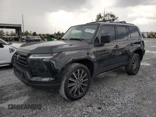 2024 Lexus GX 550 Luxury z VIN JTJVBCDX0R5013269, wystawiony jako Copart lot #60641305 z przebiegiem 13 462 mil mil oraz Szkoda całkowita • Salvage title. Historia ofert i sprzedaży dostępna na DreamBid. Obrazek 1.