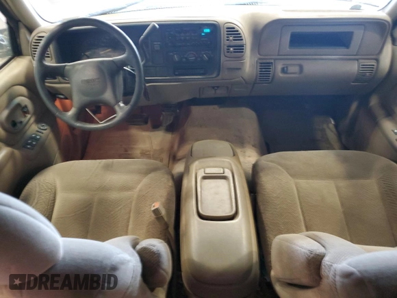 2000 GMC Sierra 1500 with VIN 1GTGC33J5YF462705, listed as a Copart auction lot 89203555 with Not Provided miles and Non Repairable. Bid and sale history available at DreamBid. Image 8.