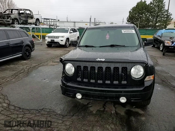 2016 Jeep Patriot Latitude z VIN 1C4NJRFB6GD500473, wystawiony jako Copart lot #54209335 z przebiegiem 157 945 mil mil oraz Szkoda całkowita • Salvage title. Historia ofert i sprzedaży dostępna na DreamBid. Obrazek 13.