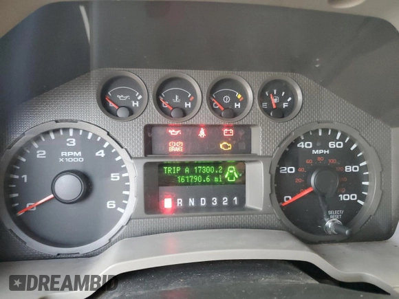 2008 Ford F-350 z VIN 1FDWF36508EC42956, wystawiony jako Copart lot #87328834 z przebiegiem 161 790 mil mil oraz Szkoda całkowita • Salvage title. Historia ofert i sprzedaży dostępna na DreamBid. Obrazek 9.
