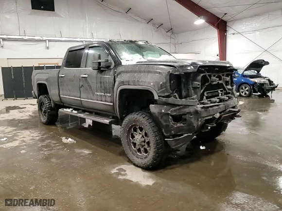 2015 GMC Sierra 2500HD Denali with VIN 1GT120E84FF194549, listed as a Copart auction lot 43583425 with 214,773 mi miles and Salvage Title. Bid and sale history available at carsss.com. Image 11.