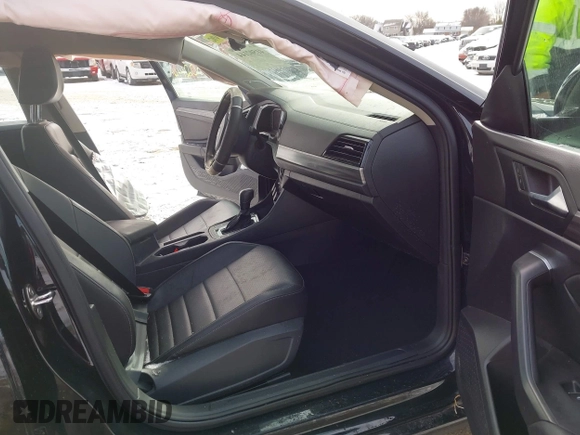 2021 Volkswagen Jetta SEL с VIN 3VWE57BU9MM003642, выставлен на аукционе IAAI как лот 41502144 с пробегом 80 584 миль миль и . История ставок и продаж доступна на DreamBid. Изображение 5.