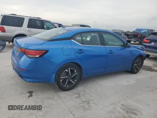 2024 Nissan Sentra SV z VIN 3N1AB8CV2RY305106, wystawiony jako Copart lot #54432635 z przebiegiem 21 709 mil mil oraz Szkoda całkowita • Salvage title. Historia ofert i sprzedaży dostępna na DreamBid. Obrazek 3.
