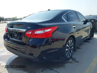 2017 Nissan Altima SV with VIN 1N4AL3AP4HC171083, listed as a IAAI auction lot 41919777 with 95,552 mi miles and . Bid and sale history available at DreamBid. Image 4.