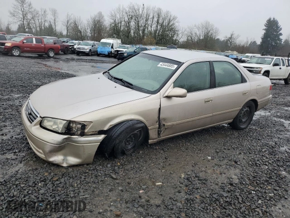 2001 Toyota Camry CE with VIN 4T1BG22K41U781013, listed as a Copart auction lot 43444885 with 183,925 mi miles and Salvage Title. Bid and sale history available at carsss.com. Image 1.