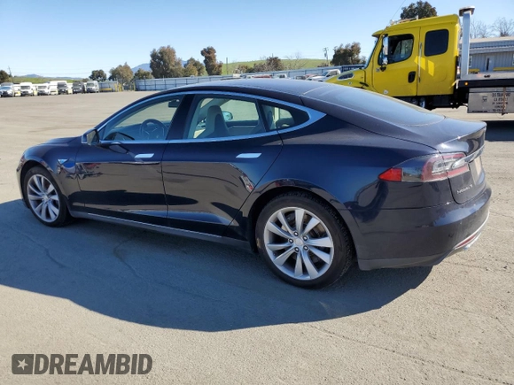 2014 Tesla Model S 60 with VIN 5YJSA1H13EFP37887, listed as a Copart auction lot 48438555 with Not provided miles and Clean title. Bid and sale history available at DreamBid. Image 2.
