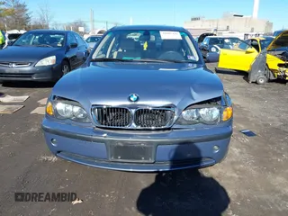 2004 BMW 3 Series 325xi with VIN WBAEU33494PR11612, listed as a IAAI auction lot 41805426 with 60,650 mi miles and . Bid and sale history available at DreamBid. Image 12.