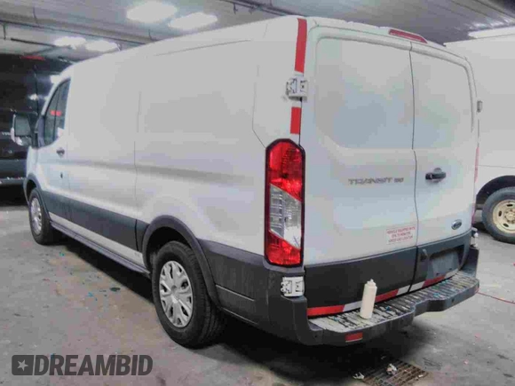 2018 Ford Transit z VIN 1FTYE1YM6JKB22823, wystawiony jako IAAI lot #42514705 z przebiegiem 147 895 mil mil oraz . Historia ofert i sprzedaży dostępna na DreamBid. Obrazek 26.