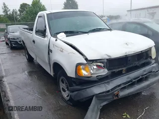 2002 Ford F-150 XL z VIN 1FTRF17242NB86232, wystawiony jako IAAI lot #42336859 z przebiegiem 119 321 mil mil oraz . Historia ofert i sprzedaży dostępna na DreamBid. Obrazek 1.