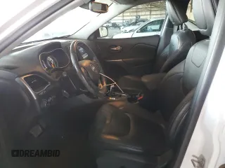 2020 Jeep Cherokee Altitude с VIN 1C4PJMLX9LD647974, выставлен на аукционе Copart как лот 55126625 с пробегом 24 967 миль миль и Списание • Salvage title. История ставок и продаж доступна на DreamBid. Изображение 7.