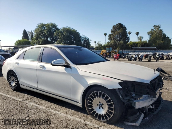 2019 Mercedes-Benz S 560 with VIN WDDUG8DB1KA477630, listed as a Copart auction lot 56252885 with 111,758 mi miles and Salvage title. Bid and sale history available at DreamBid. Image 4.