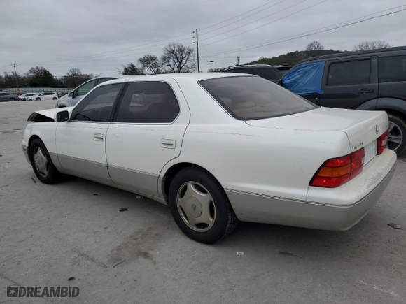 1998 Lexus LS 400 Luxury Sdn with VIN JT8BH28F5W0130899, listed as a Copart auction lot 80589624 with 264,056 mi miles and Clean Title. Bid and sale history available at carsss.com. Image 2.