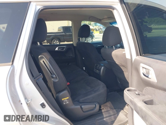 2015 Nissan Pathfinder SL with VIN 5N1AR2MNXFC617601, listed as a IAAI auction lot 42335005 with 121,903 mi miles and . Bid and sale history available at DreamBid. Image 8.