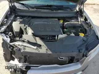 2019 Jeep Cherokee Limited with VIN 1C4PJMDX1KD329862, listed as a Copart auction lot 54005945 with 60,710 mi miles and Salvage Title. Bid and sale history available at DreamBid. Image 12.