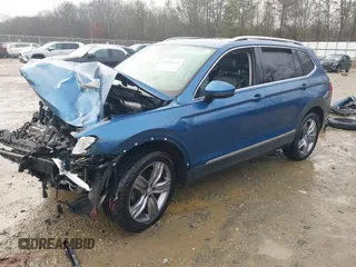 2020 Volkswagen Tiguan SE z VIN 3VV3B7AX5LM176136, wystawiony jako IAAI lot #41564431 z przebiegiem 74 867 mil mil oraz . Historia ofert i sprzedaży dostępna na DreamBid. Obrazek 18.