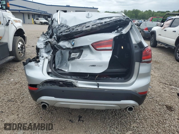 2020 BMW X1 xDrive28i с VIN WBXJG9C03L5P43018, выставлен на аукционе Copart как лот 61079135 с пробегом 45 750 миль миль и Списание • Salvage title. История ставок и продаж доступна на DreamBid. Изображение 6.