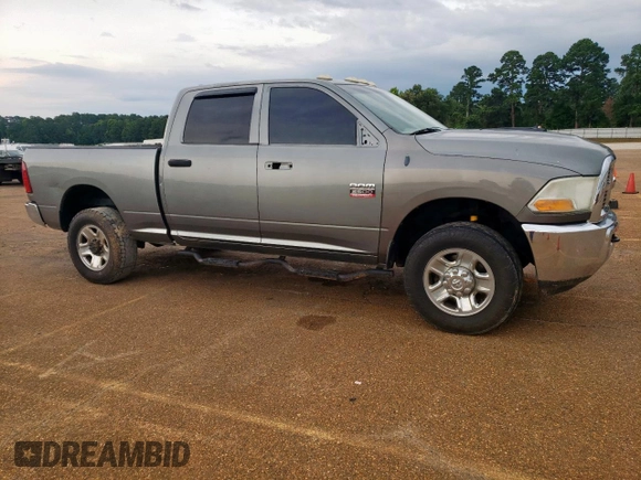 2012 Ram 2500 ST with VIN 3C6TD5CT9CG142858, listed as a Copart auction lot 60227085 with 325,892 mi miles and Clean title. Bid and sale history available at DreamBid. Image 4.