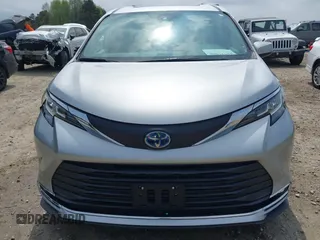 2021 Toyota Sienna XLE with VIN 5TDJSKFC2MS007191, listed as a IAAI auction lot 41945058 with 50,120 mi miles and . Bid and sale history available at DreamBid. Image 12.