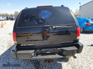 2003 Chevrolet Blazer LS with VIN 1GNDT13X33K185443, listed as a Copart auction lot 52112355 with 97,785 mi miles and Salvage Title. Bid and sale history available at carsss.com. Image 6.