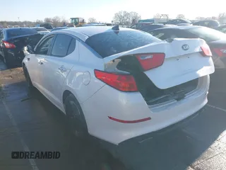 2015 Kia Optima LX with VIN 5XXGM4A72FG376907, listed as a IAAI auction lot 41823625 with 156,281 mi miles. Bid and sale history available at carsss.com. Image 3.