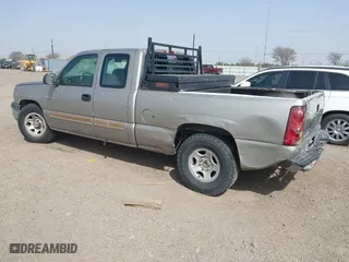 2003 Chevrolet Silverado 1500 Work Truck with VIN 2GCEC19X231146010, listed as a IAAI auction lot 41704421 with 269,784 mi miles. Bid and sale history available at carsss.com. Image 3.