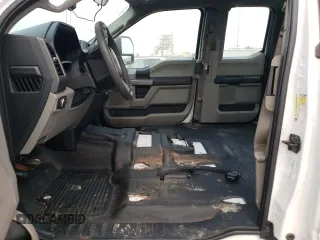 2017 Ford F-250 XLT with VIN 1FT7X2A61HEC90630, listed as a Copart auction lot 44420155 with 121,755 mi miles and Clean title. Bid and sale history available at DreamBid. Image 7.